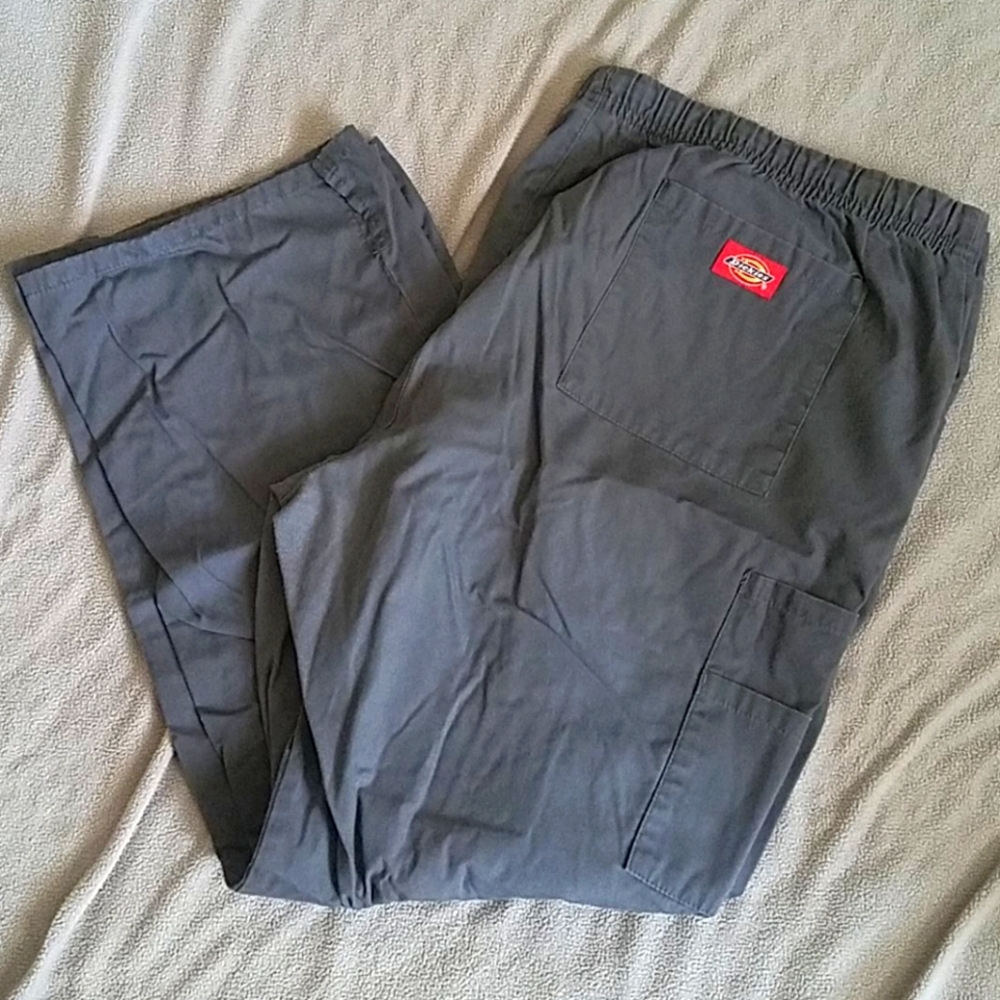 Gray petite dickies scrub pants